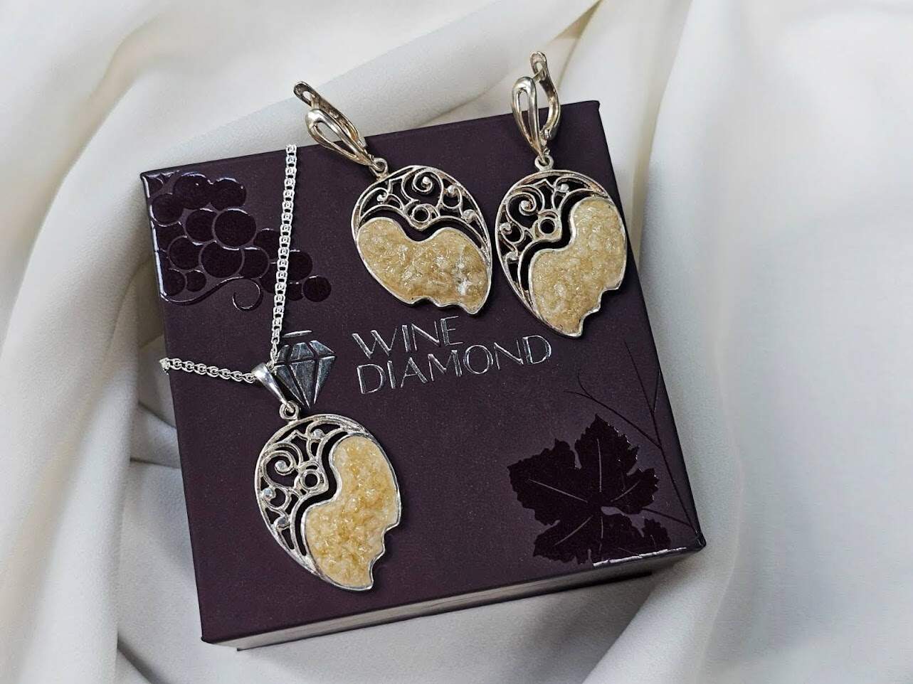 Earrings "Profile"